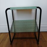 Serving table