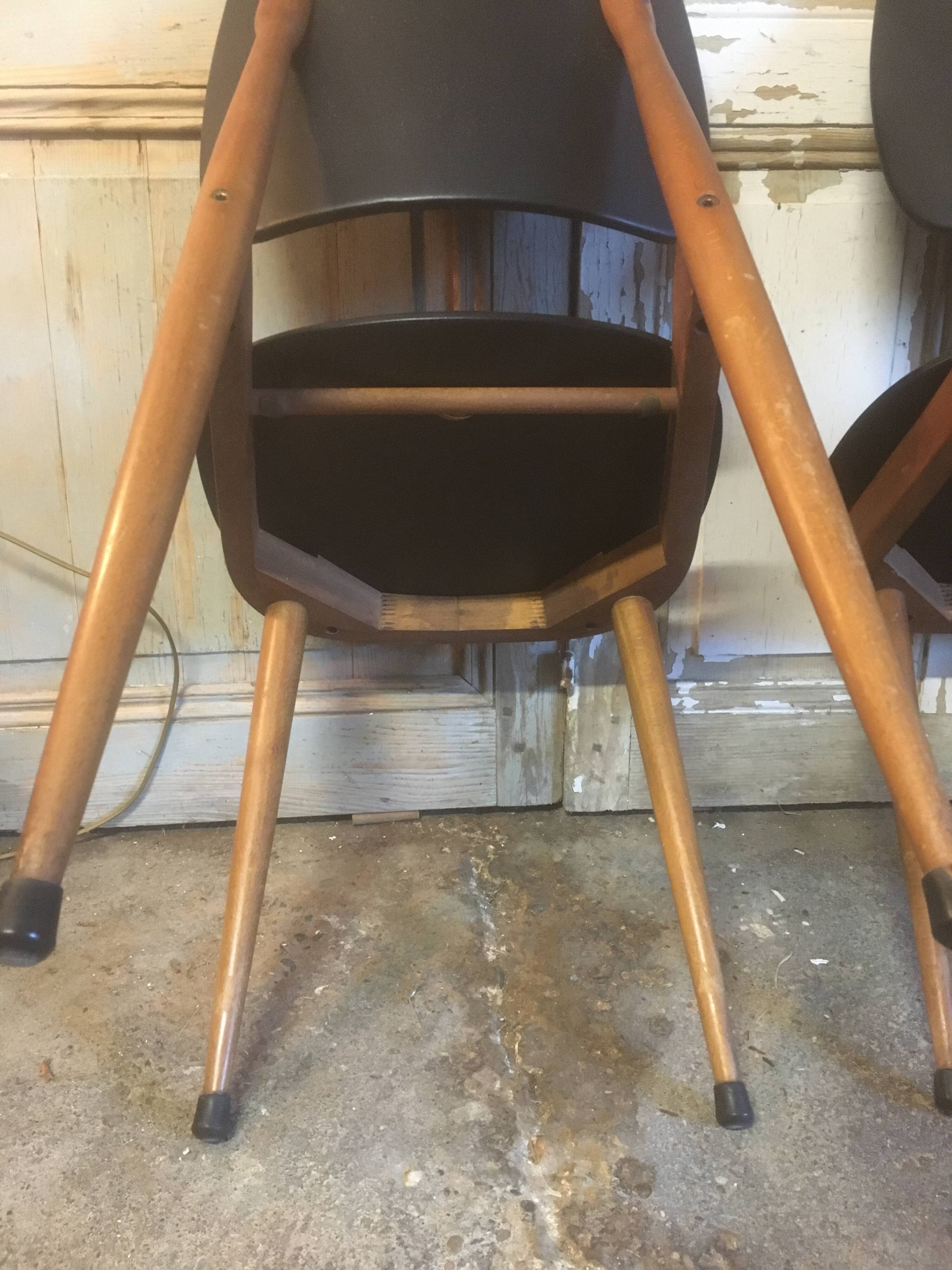 Pair of Pegase chairs by Baumann 1960
