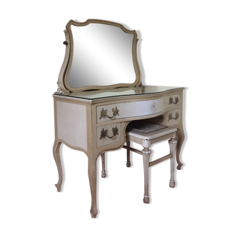 Coiffeuse et son tabouret