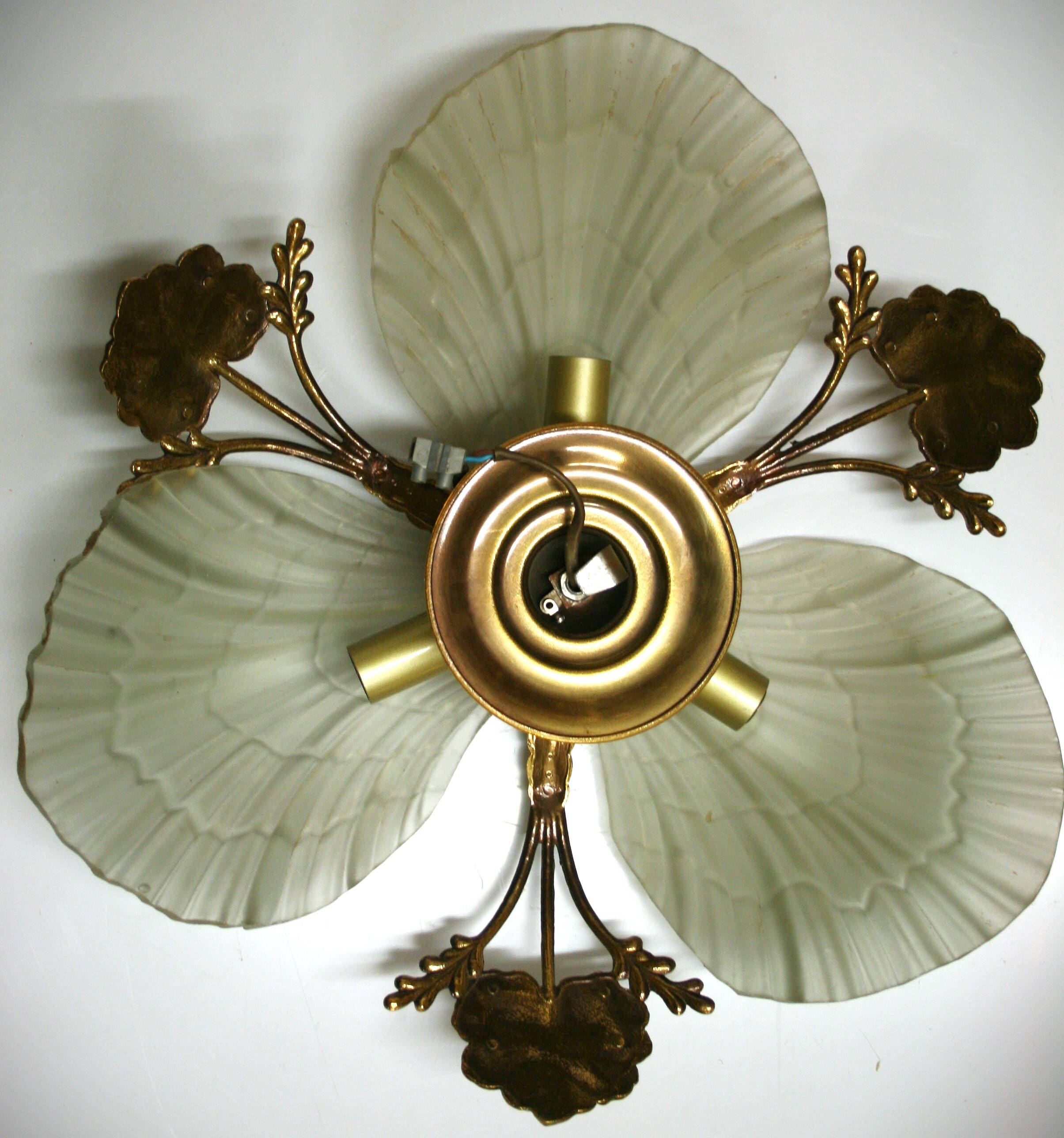 Ceiling chandelier in frosted glass paste and bronze
