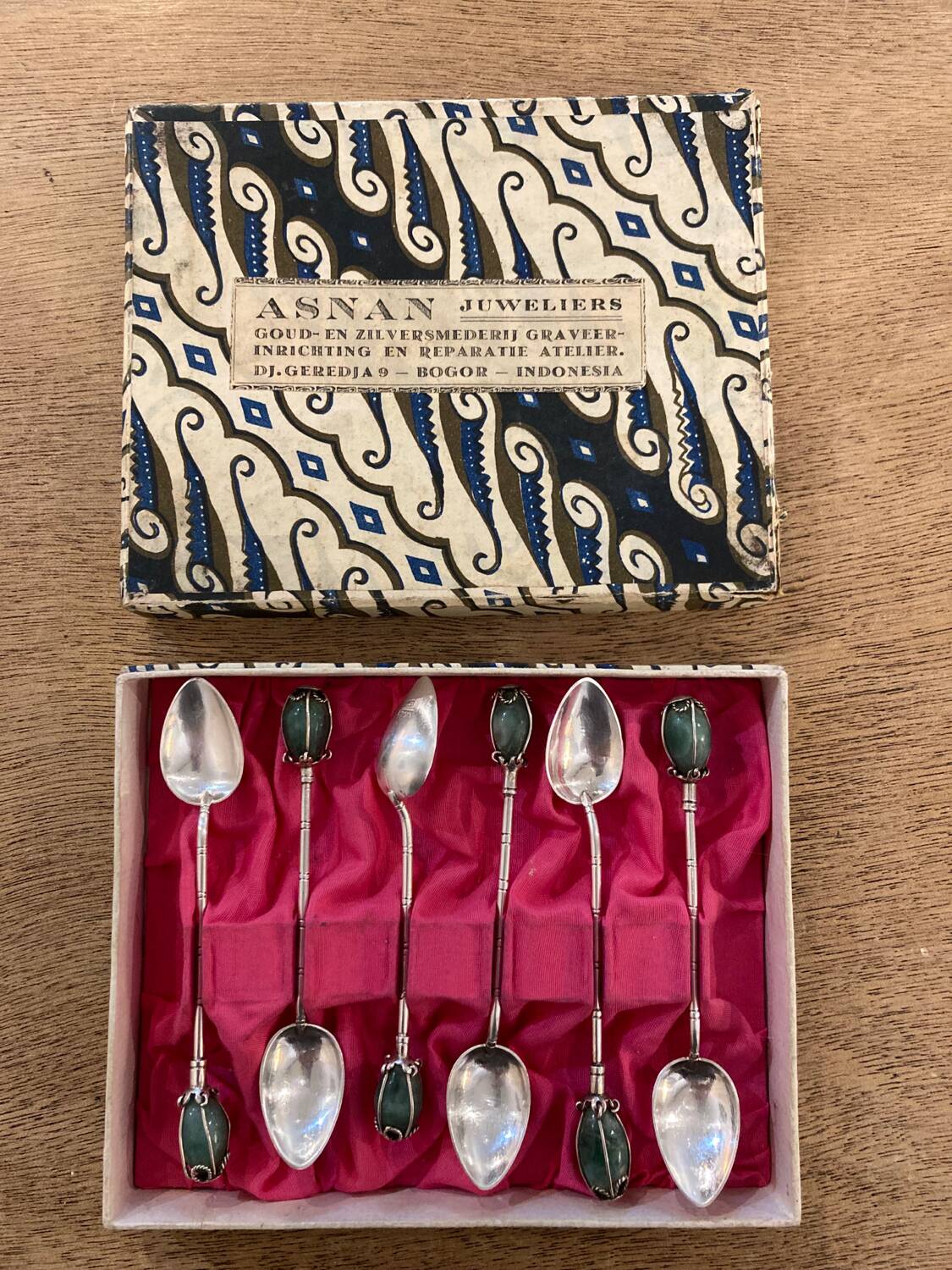 Box of 6 antique silver and jade spoons