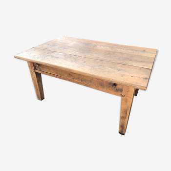 Table basse de ferme