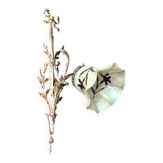 Applique murale Art Nouveau en bronze et verre dépoli