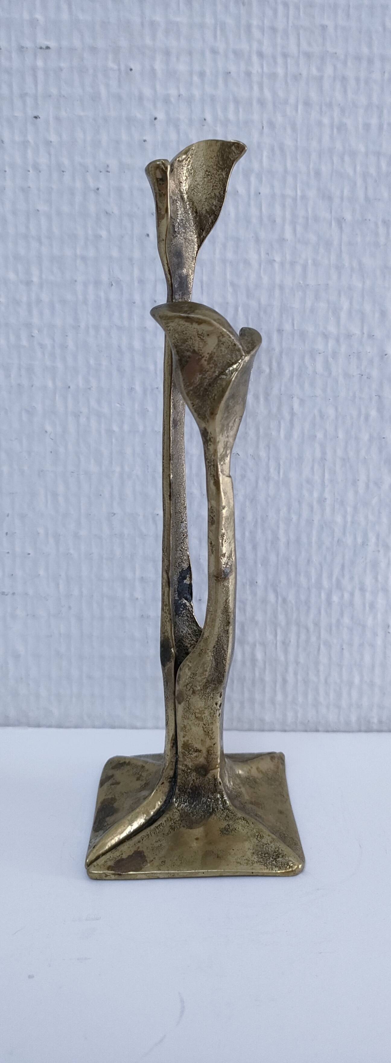 Bronze sculpture with leaf decoration