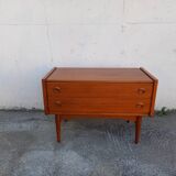 Scandinavian chest of drawers