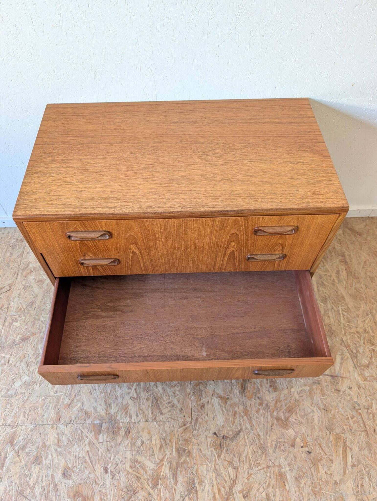 Commode en teck G-Plan, années 60-70