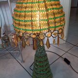 Jellyfish style lamp foot and lampshade in pink pearls tassels