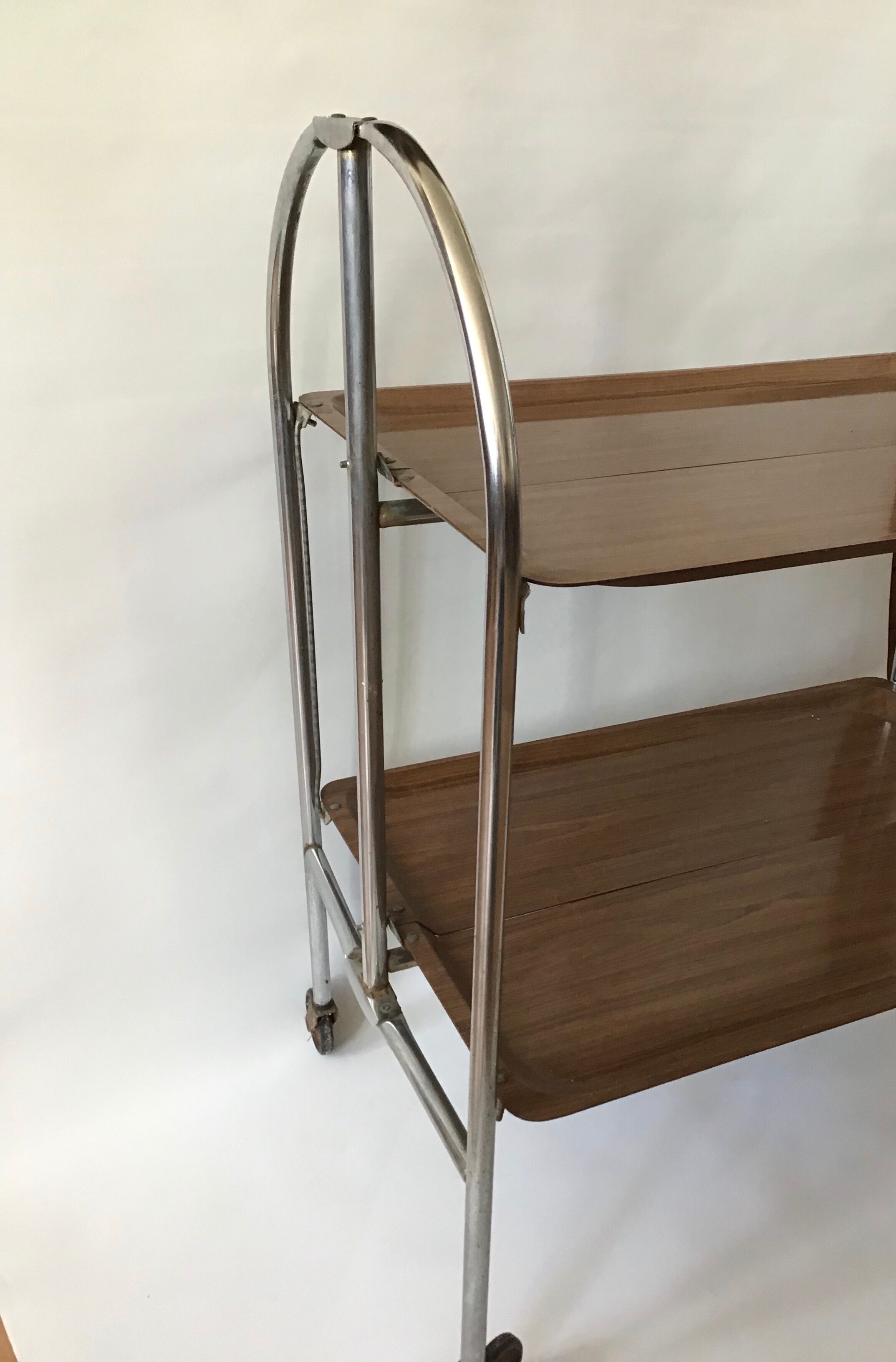 Rolling dessert in formica 70s