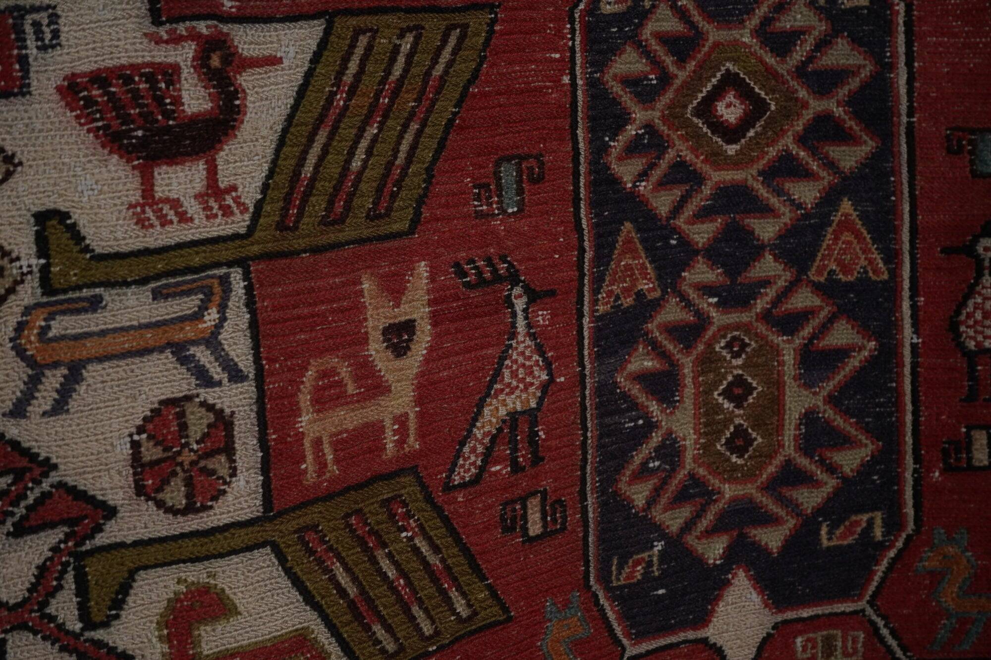 Vintage Turkish kilim handwoven 123x193 cm