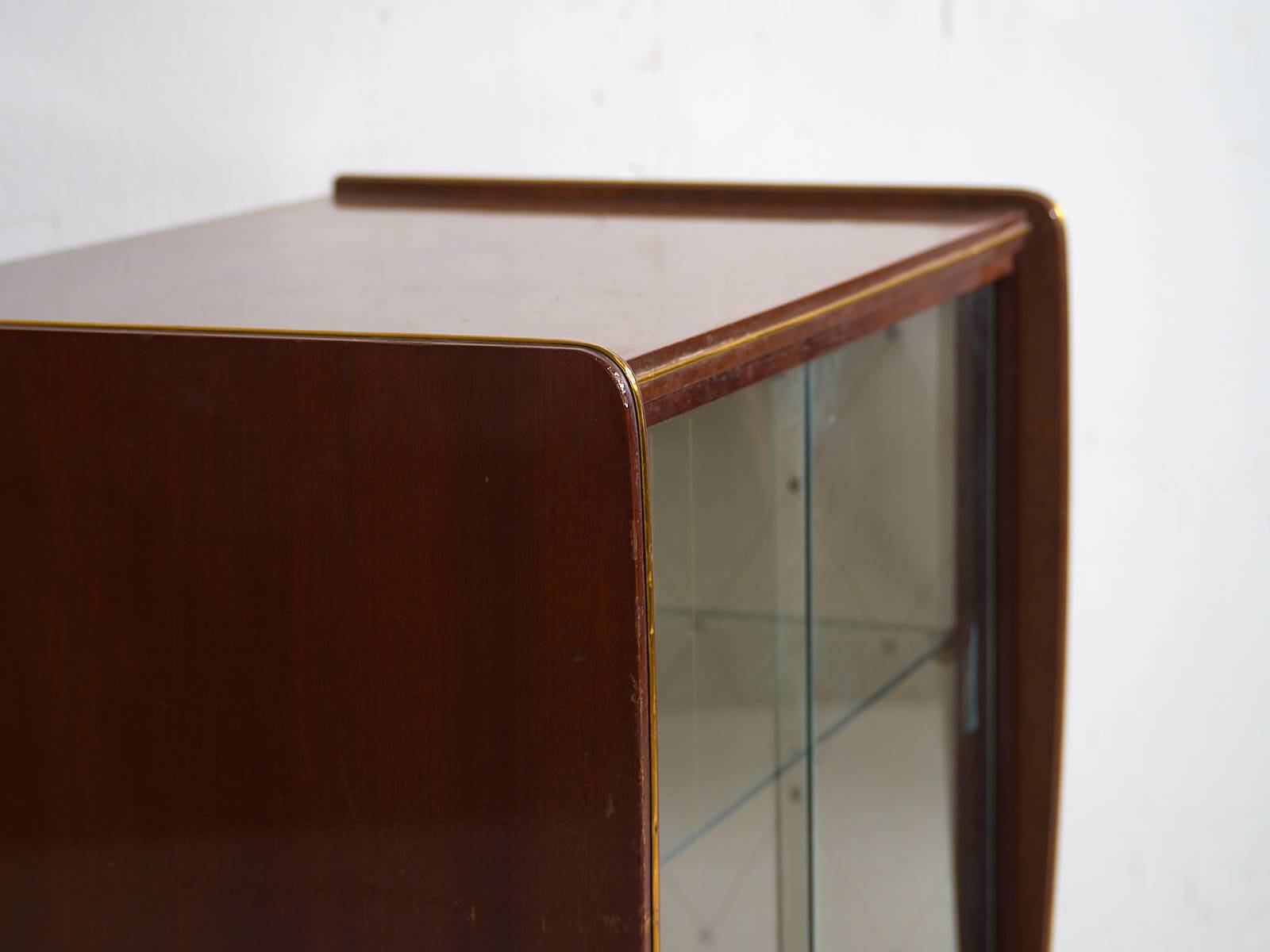 Mid-century style display cabinet (c.1950)