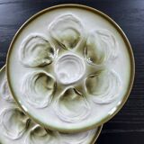 Paire d’assiettes à huîtres St Amand