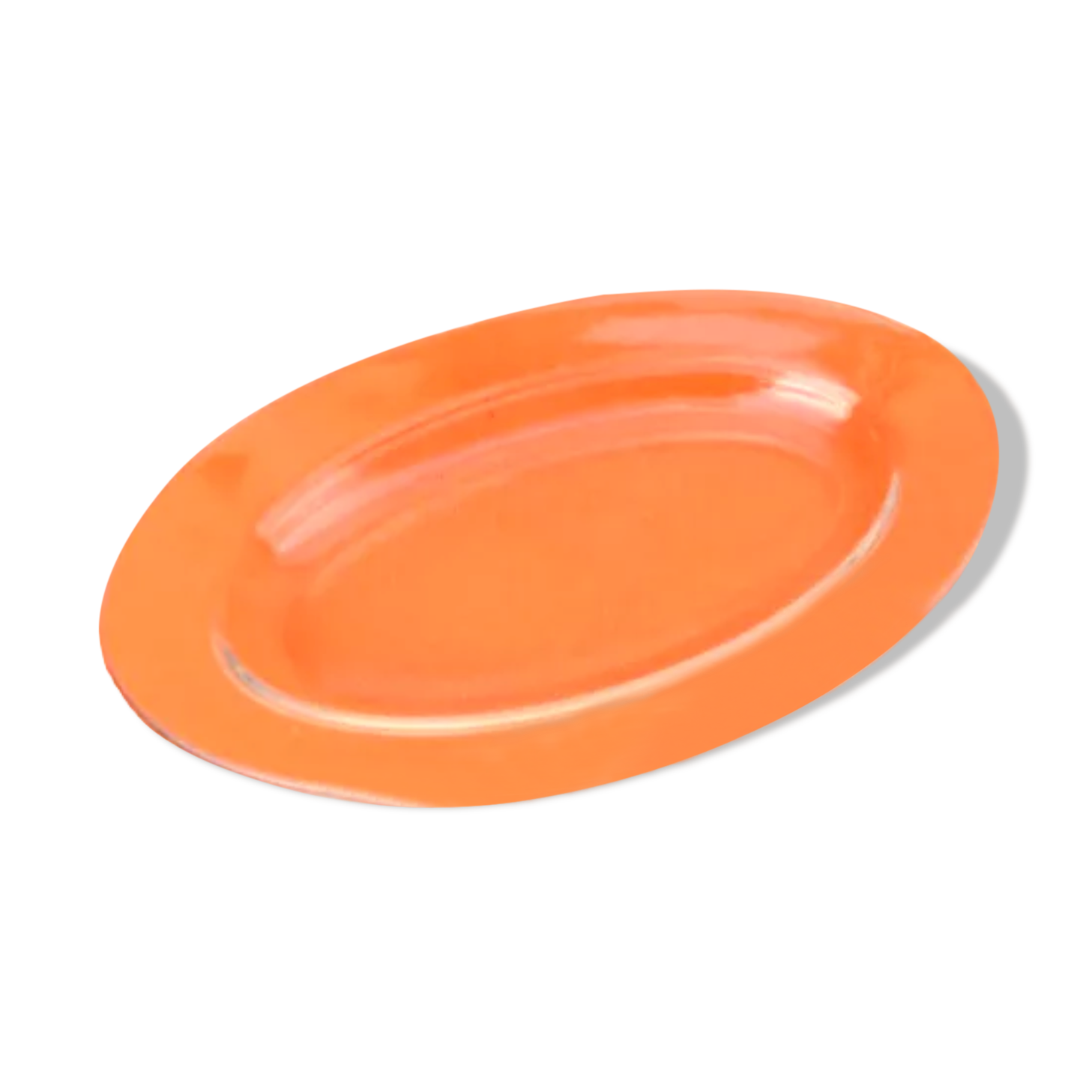 1960s with modern and timeless design Serving dish