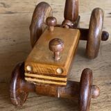 Jouet artisanal en bois