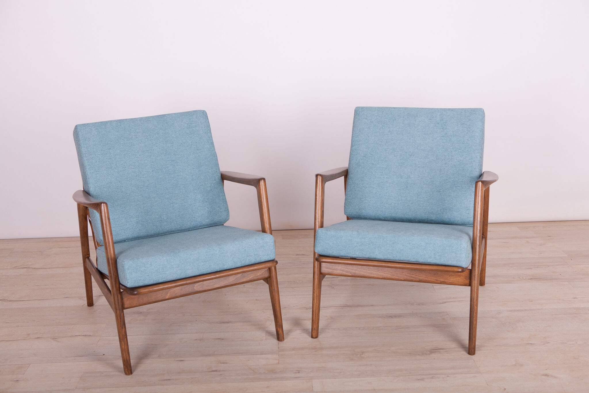 Armchairs 300-139 by Swarzędzka Factory, 1960s, Set of 2