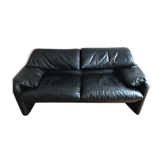 Maralunga sofa by Vico Magistretti for Cassina