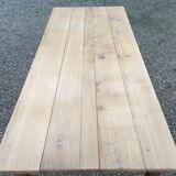 Farm table