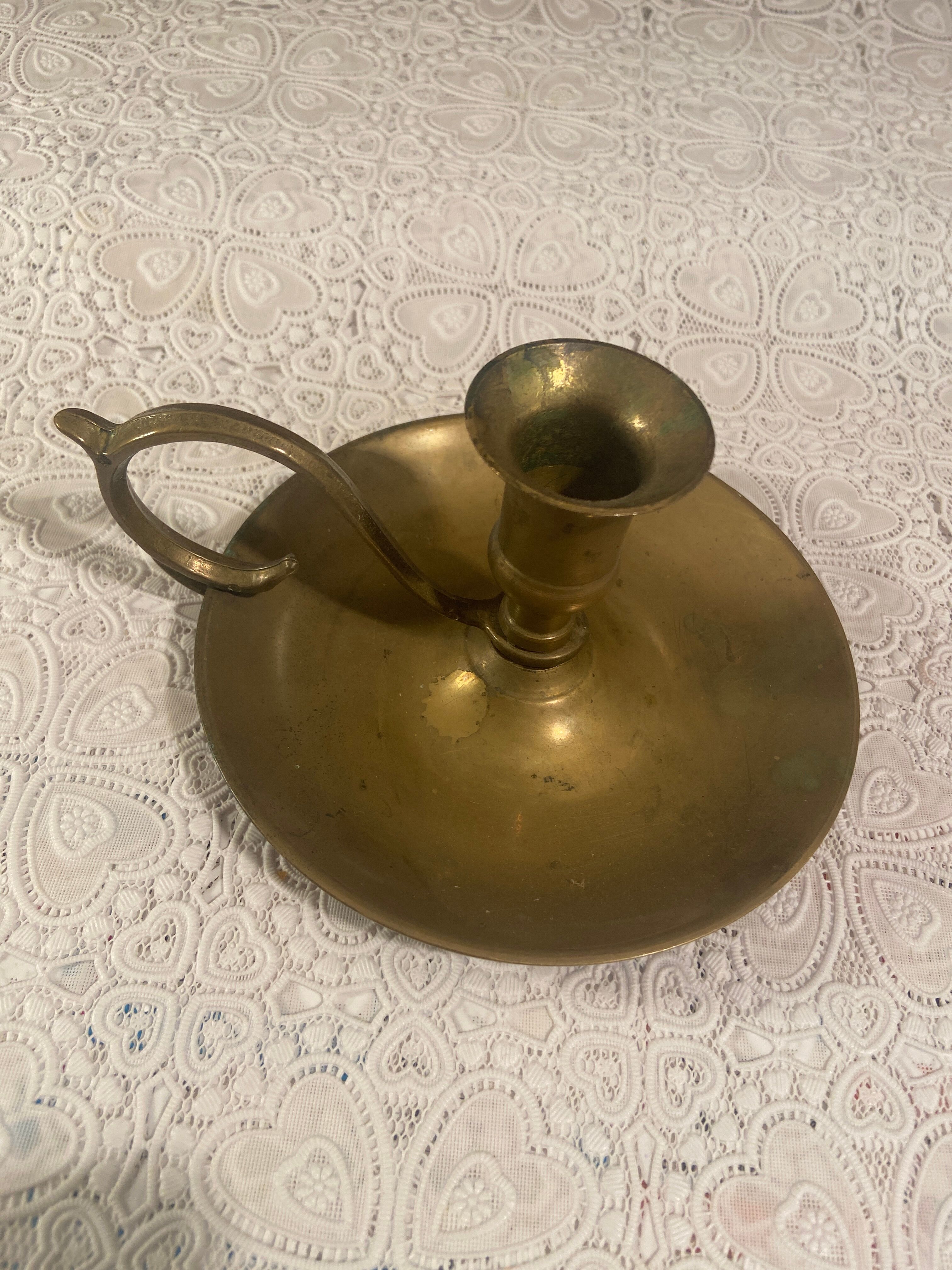 Cellar rat candle holder