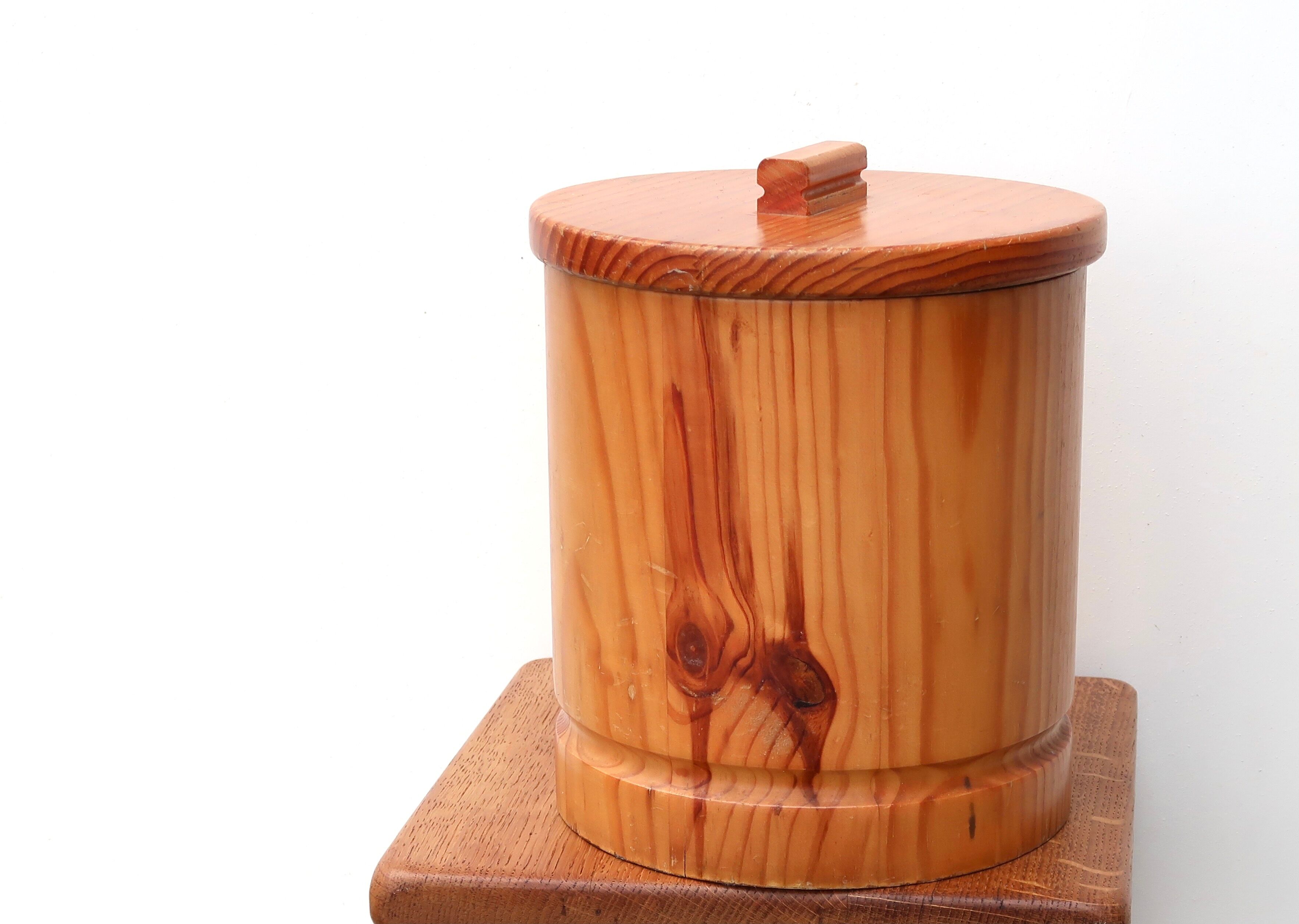 Wooden wastebasket, 70s