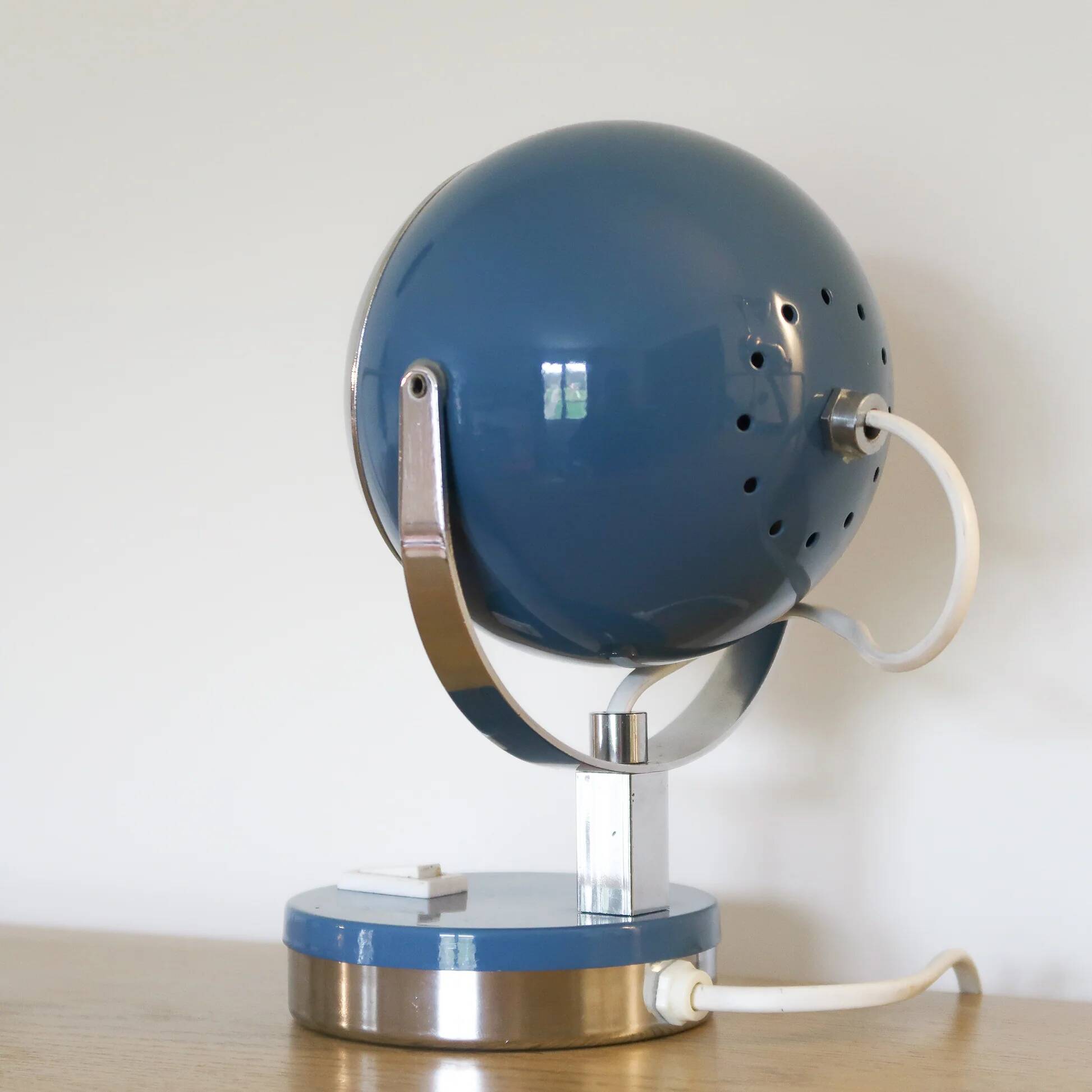 Vintage blue eyeball lamp