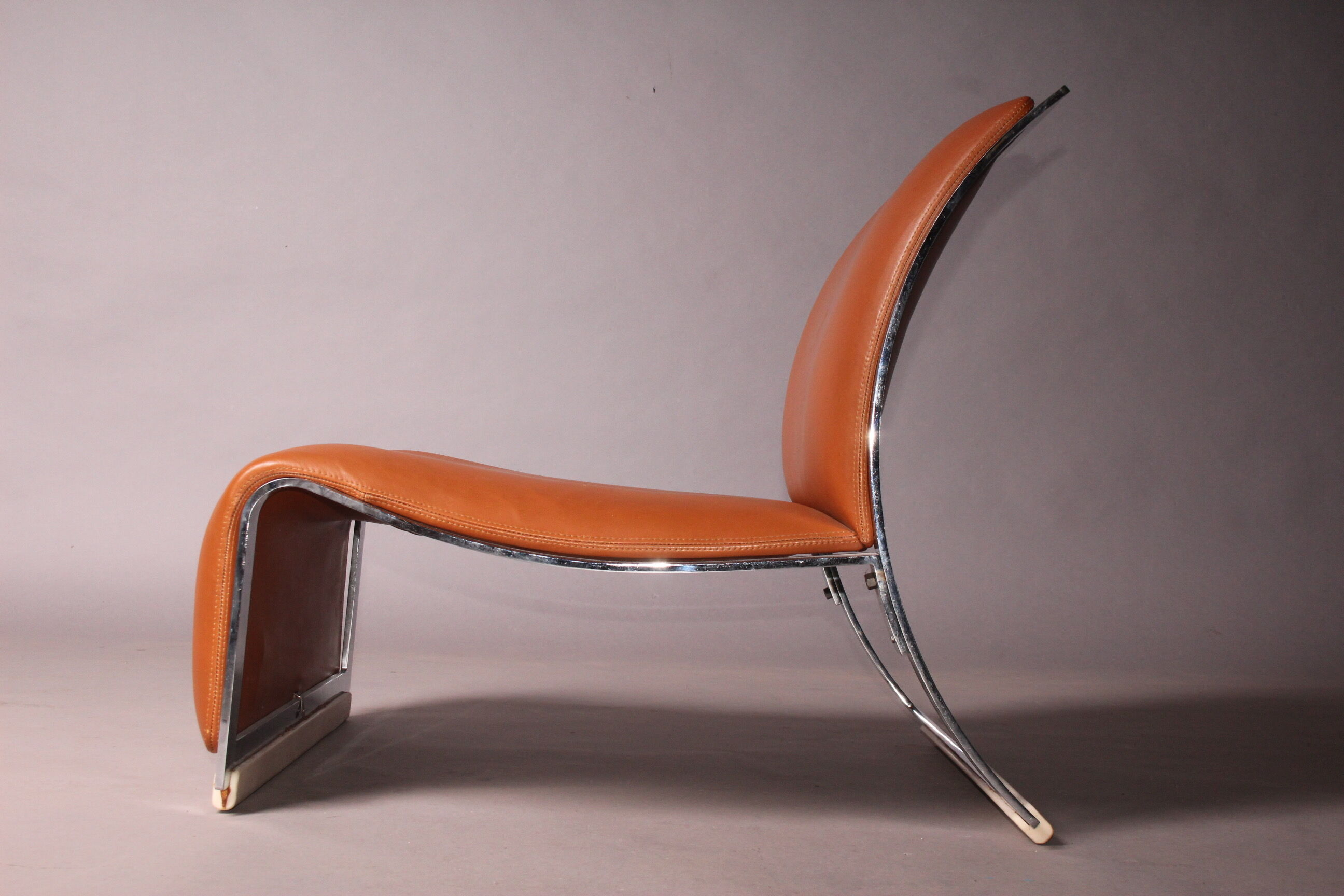 Italian lounger armchair