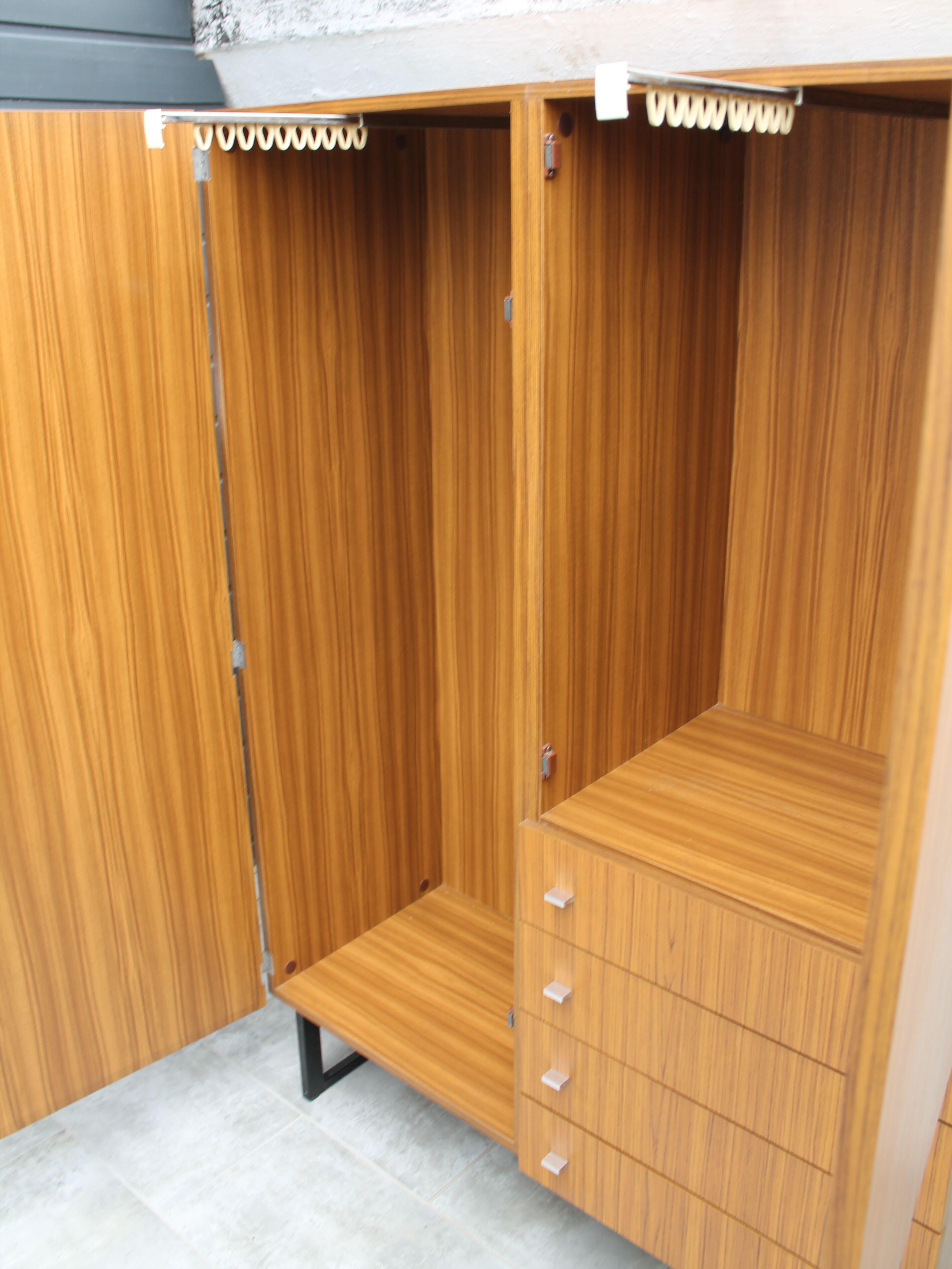 Pierre Guariche wardrobe for vintage Meurop 1960