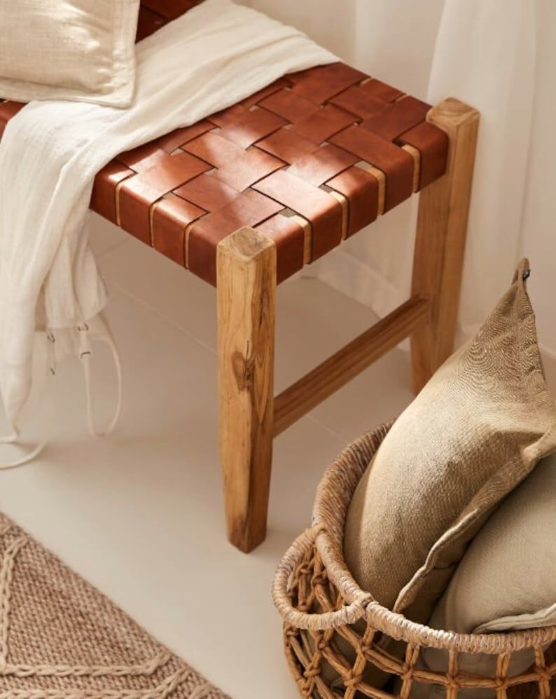 Wooden and woven leather bench, 80 cm