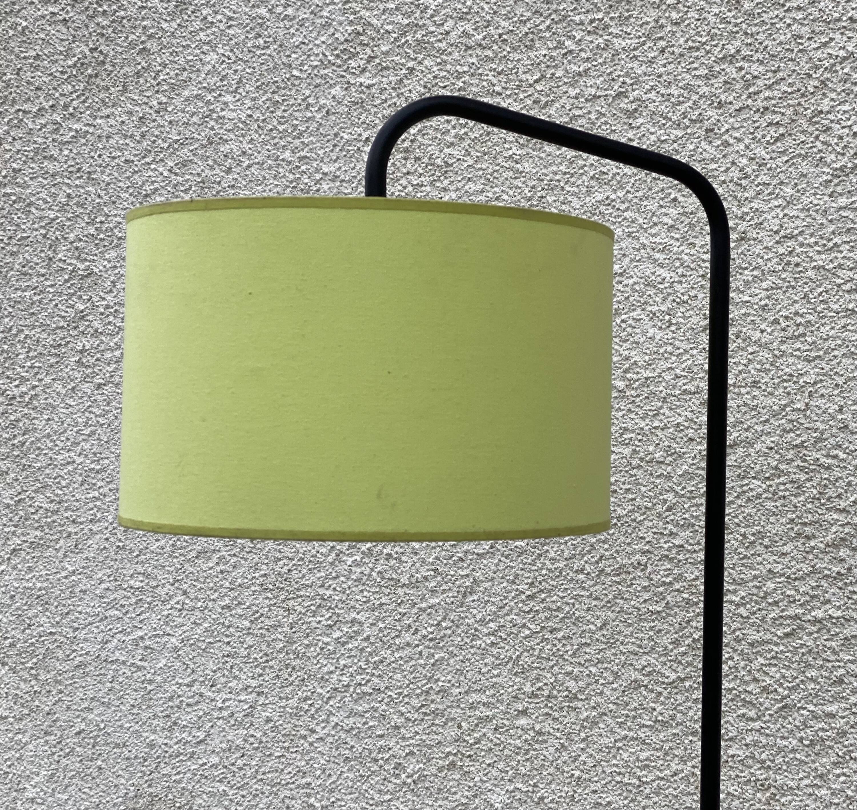 Vintage 1950s black and yellow table lamp.