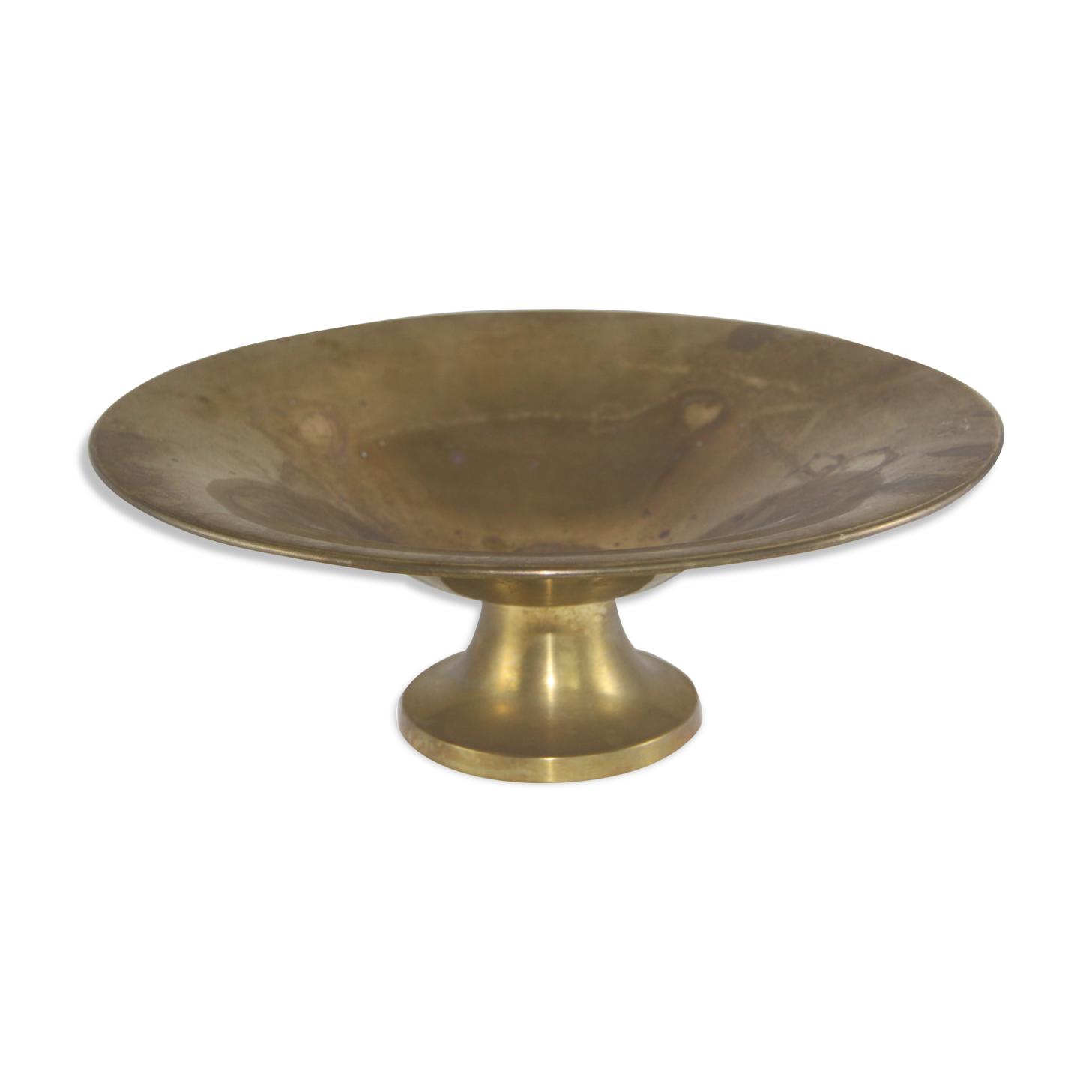 Brass platter on the foot