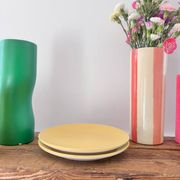Set of 2 yellow dessert plates