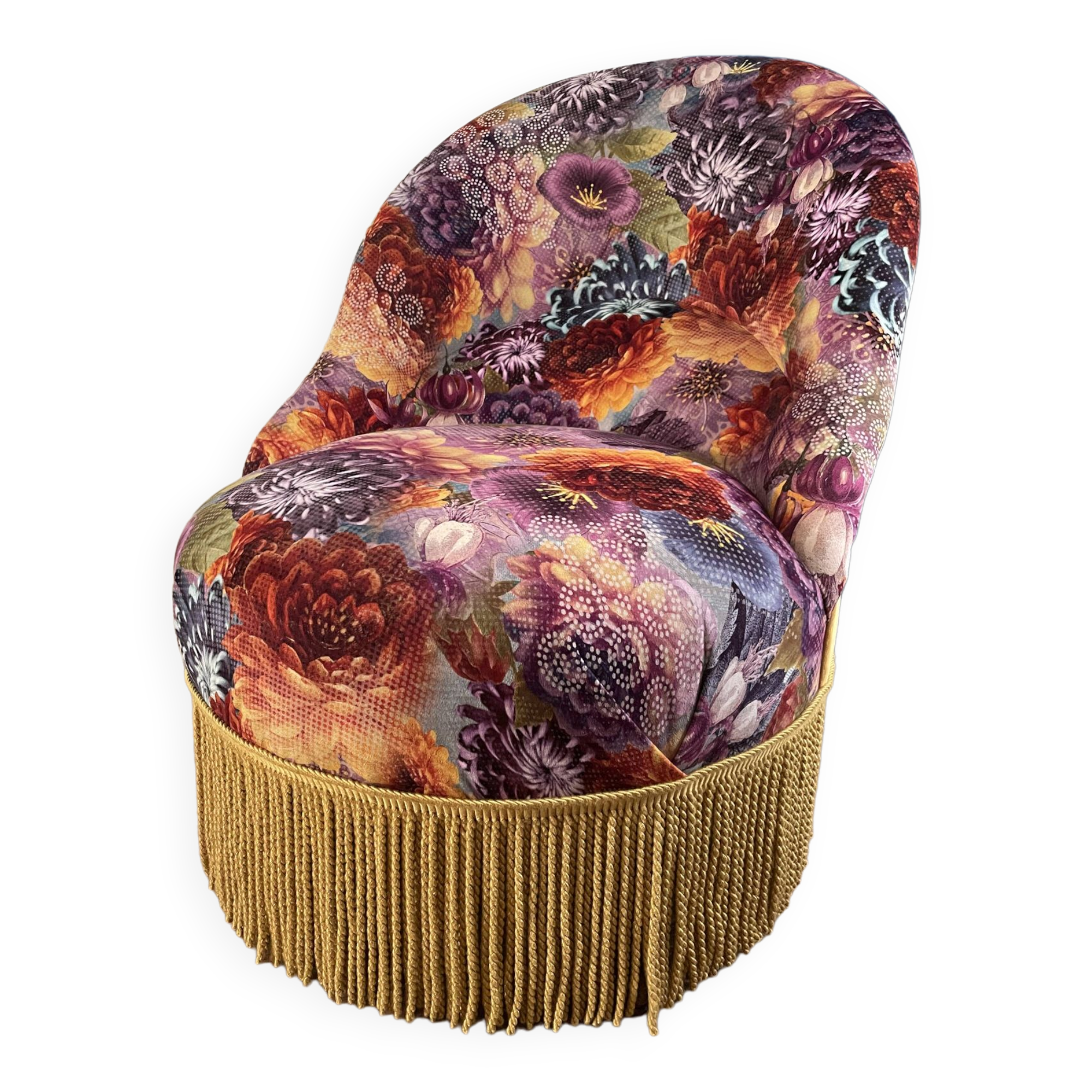 Humpback fireside chair