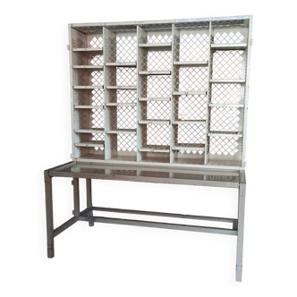 Meuble de métier métallique tri postal Années  80 vintage Largeur 151 cm