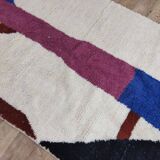 Handcrafted moroccan berber rug 224 x 154 cm