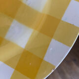 Yellow Scottish pattern plate from the Digoin manufacture