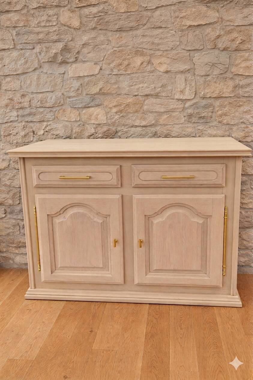 Buffet with 2 doors