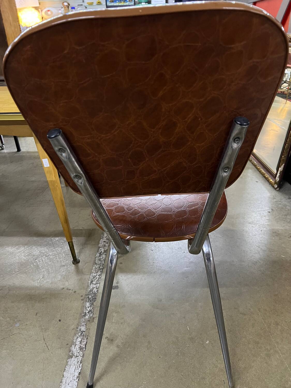 Set of 7 vintage Skaï crocro chairs from the 70s