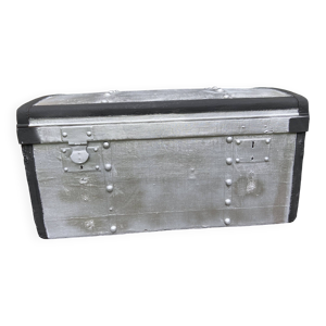 malle/coffre en bois