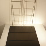 Metal string shelf