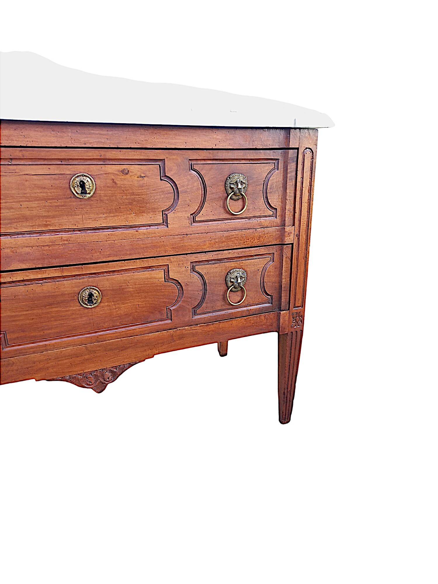 Commode sauteuse Louis XVI en bois fruitier