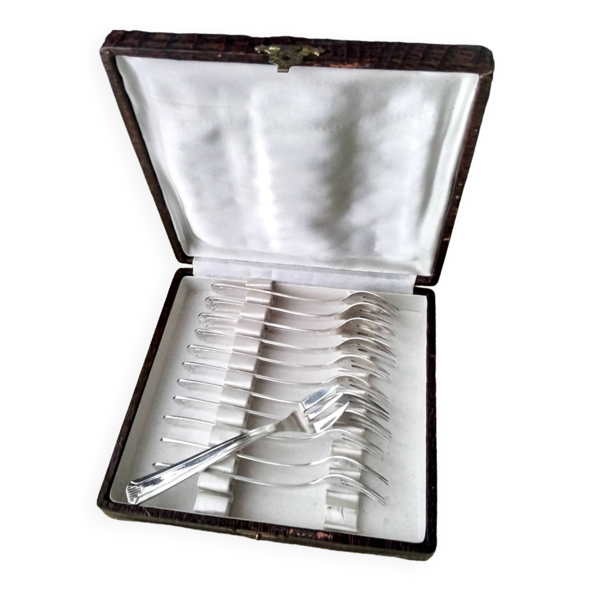 Box of 12 18 G silver-plated oyster forks
