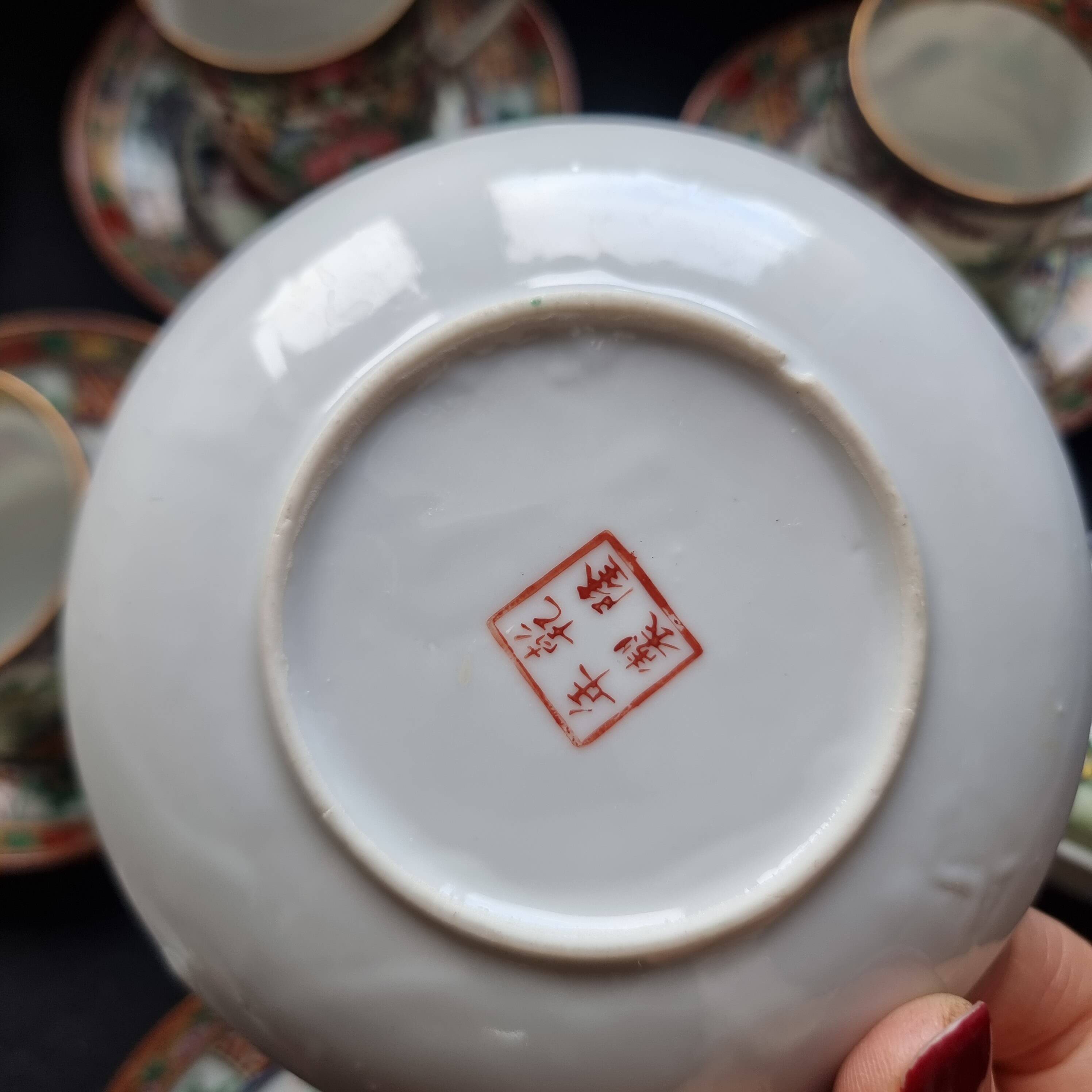 Exclusive vintage treasure: 26-piece Macau porcelain coffee service