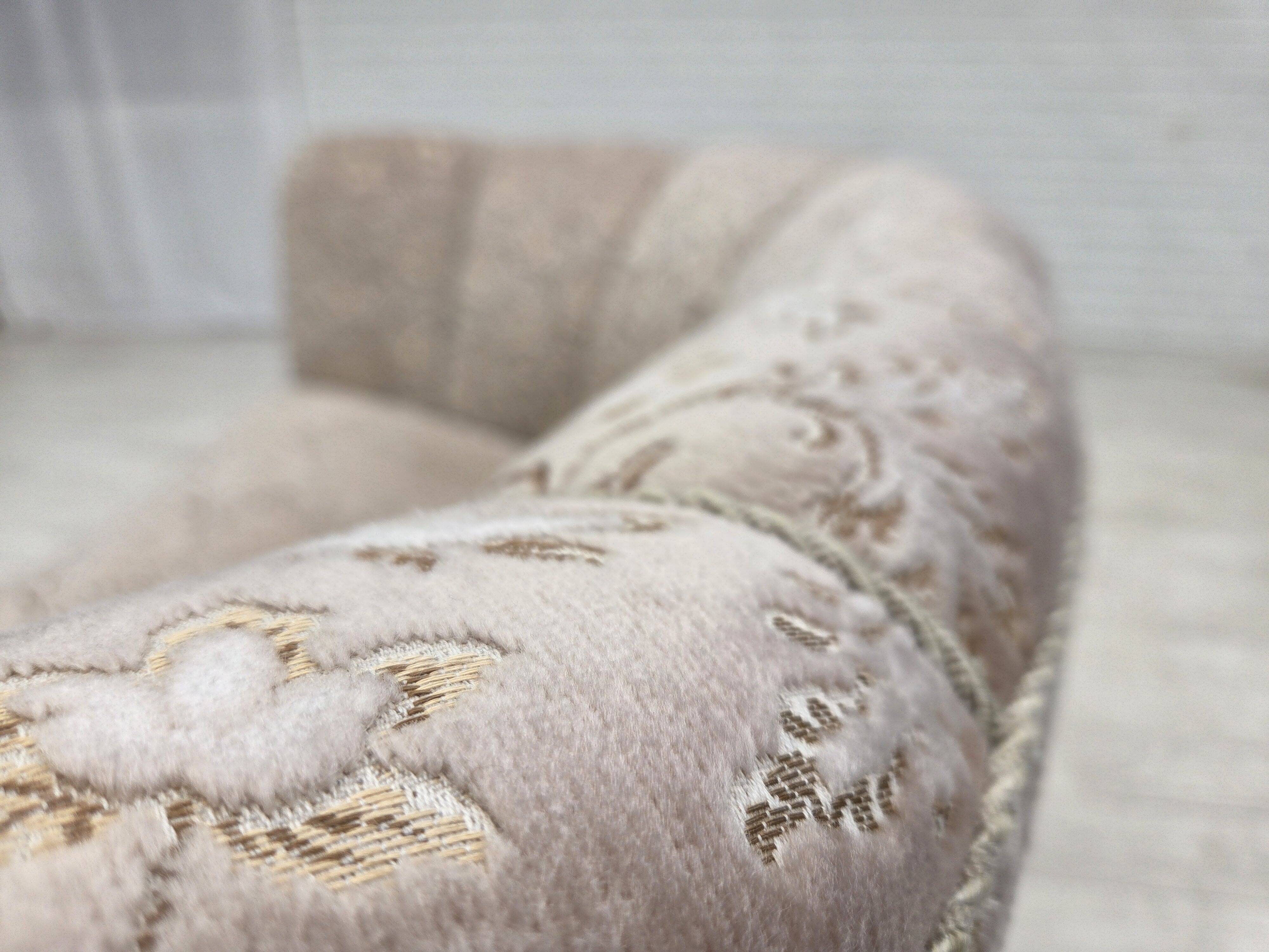 Canapé "Banane" danois 2 places des années 1970, velours d'origine.