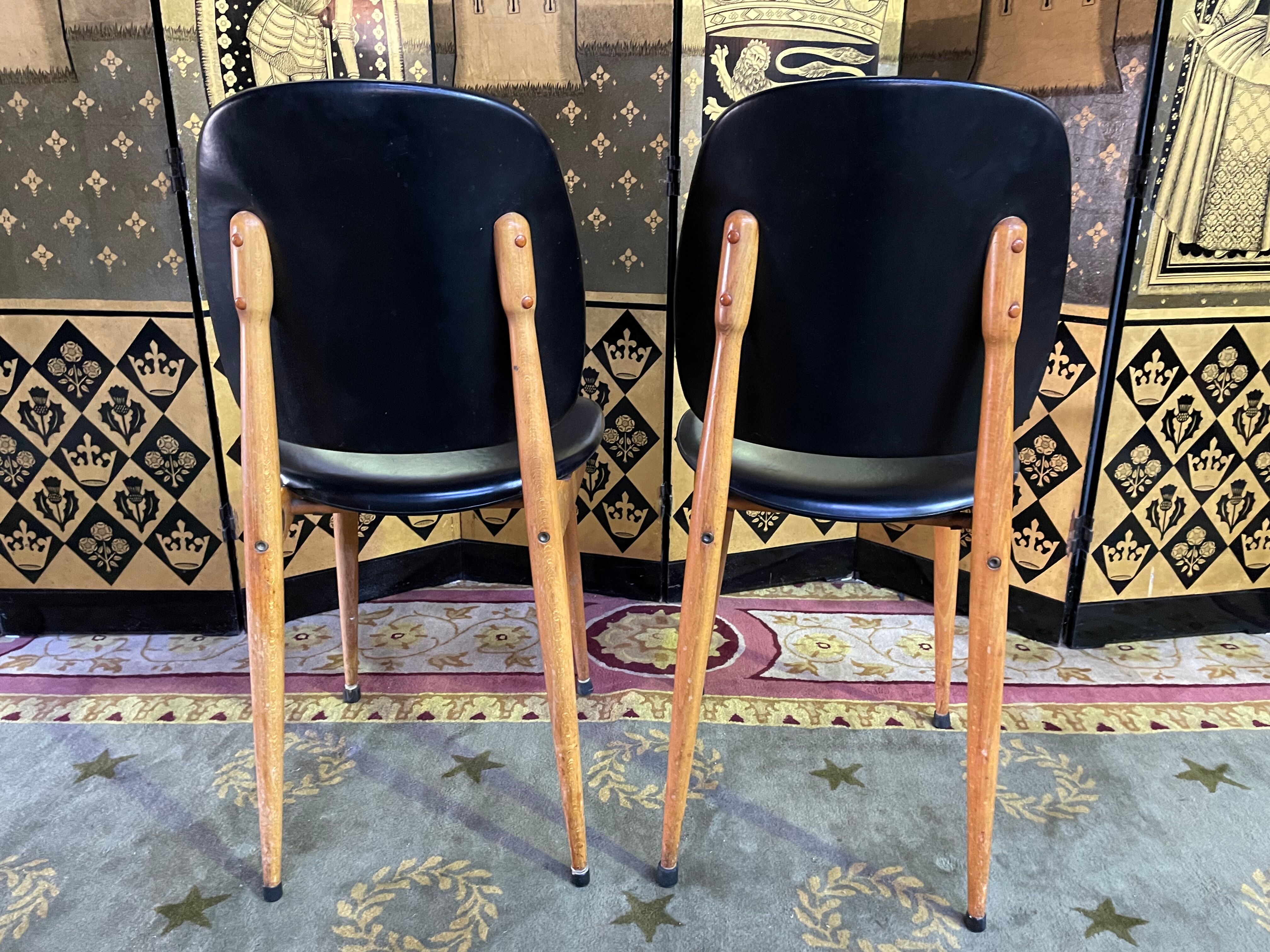 Pair of baumann chairs model pegasus