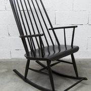 Scandinavian style rocking chair Tapiovaara 1960 in very good condition.