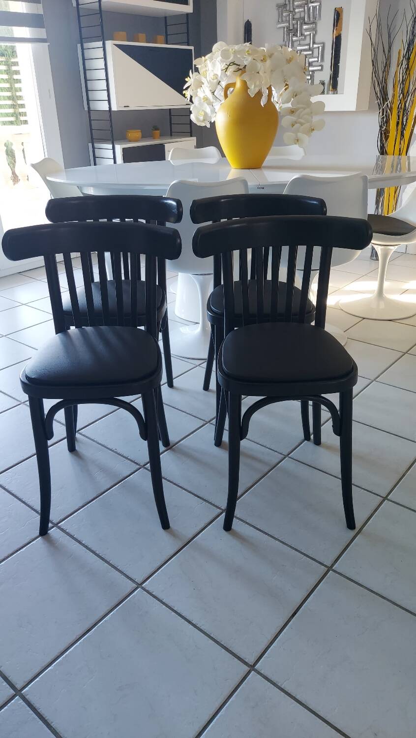 Set of 4 vintage bistro chairs from the 1970s