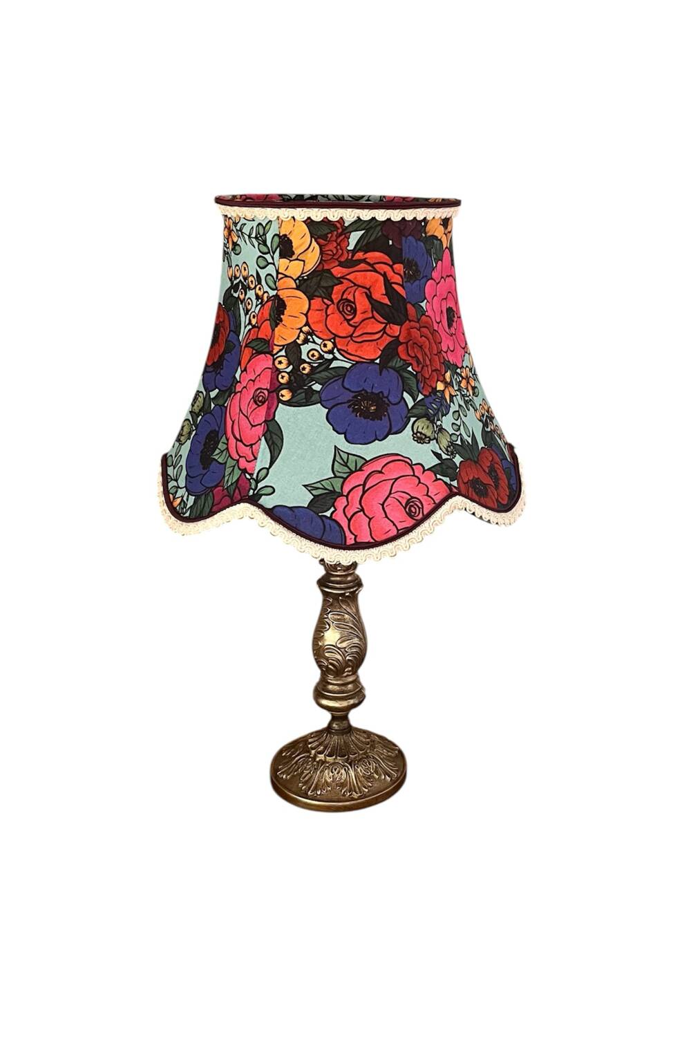 Renovated antique pagoda lamp