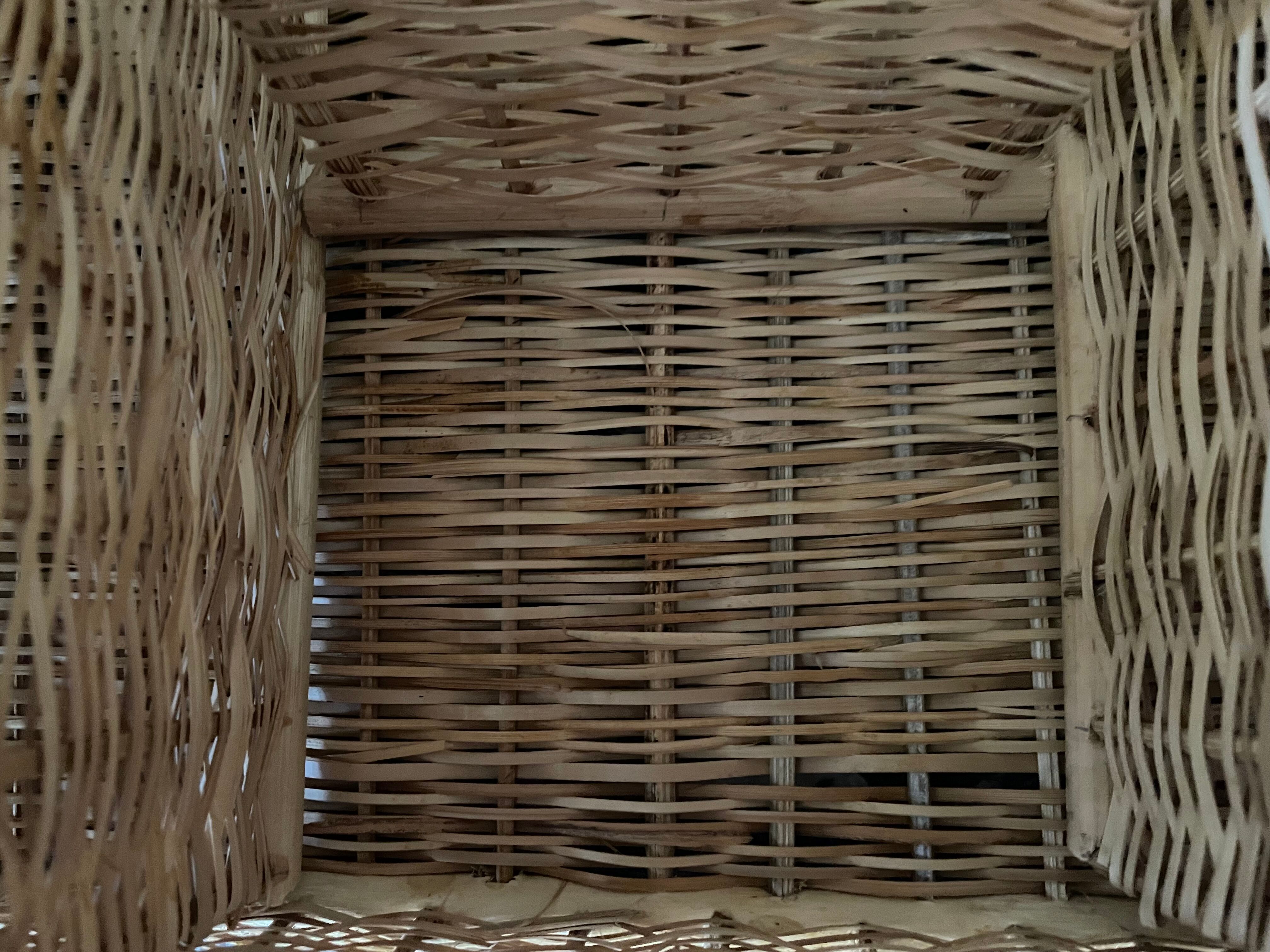 Bamboo and rattan shelf 2 doors