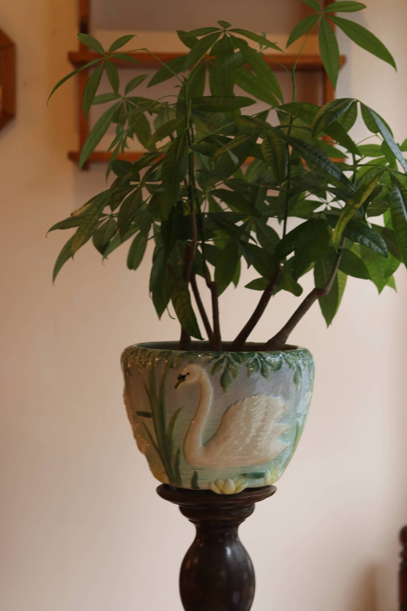 Cache-pot in earthenware Art Nouveau, Saint-Clément factory, around 1900.