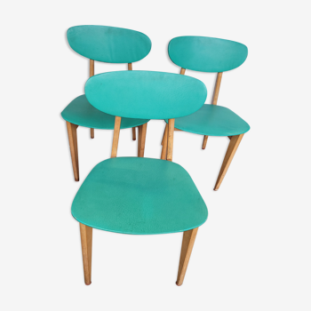 3 chaises scandinaves