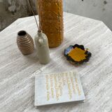 Yellow and black leaf dish