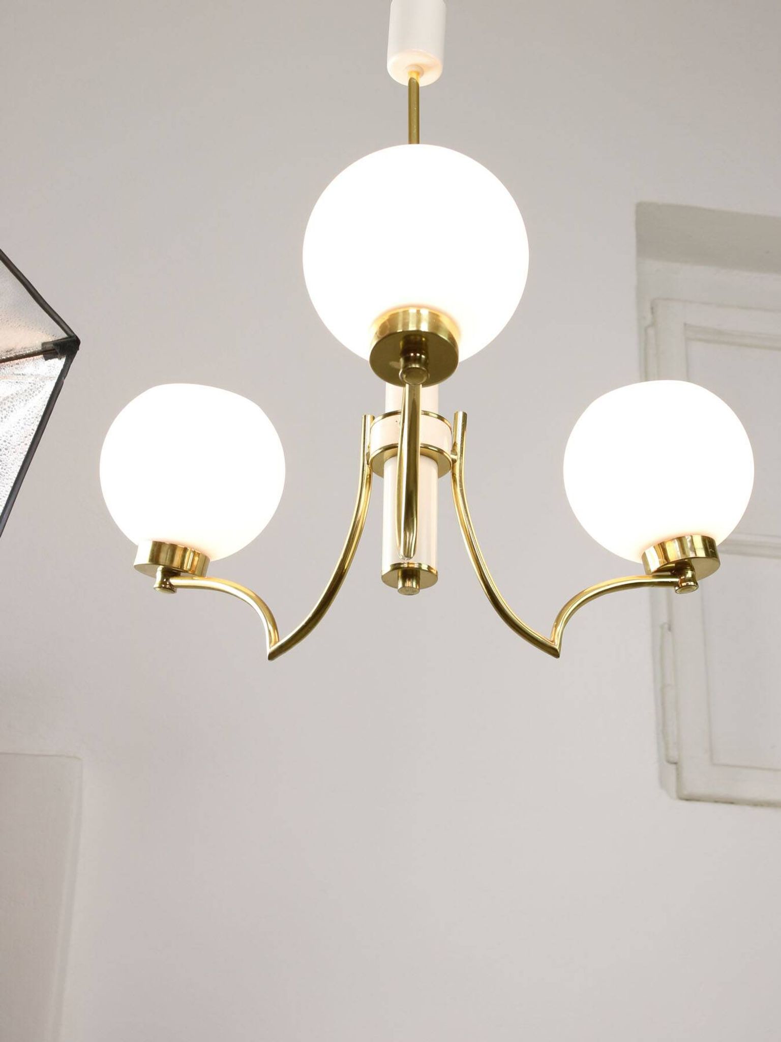 Mid-century Italian Brass and Opaline Chandelier